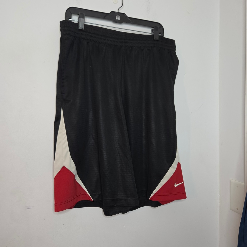 Nike Basketball Shorts Mens XL Black Red White Mesh Athletic Activewear Pockets